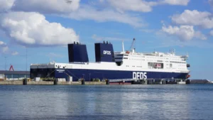 Prom DFDS Aura Seaways w Karlshamn.