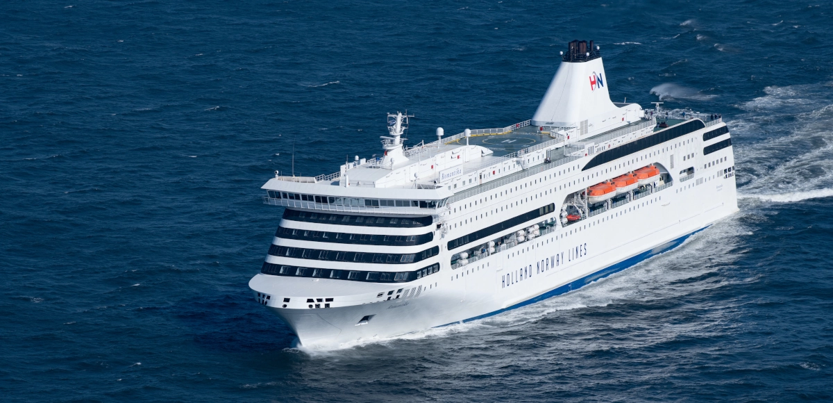 Prom wycieczkowy MS Romantika z Holland Norway Lines (HNL)